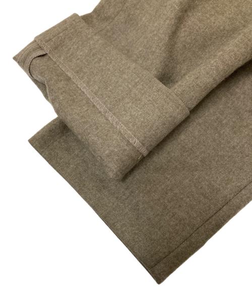 MARKA（マーカ）MARKA (マーカ) 2TUCK PANTS WOOL FLANNEL ベージュ サイズ:3の古着・服飾アイテム