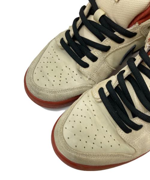 NIKE（ナイキ）NIKE (ナイキ) ローカットスニーカー レッド×ベージュ サイズ:26.5㎝の古着・服飾アイテム