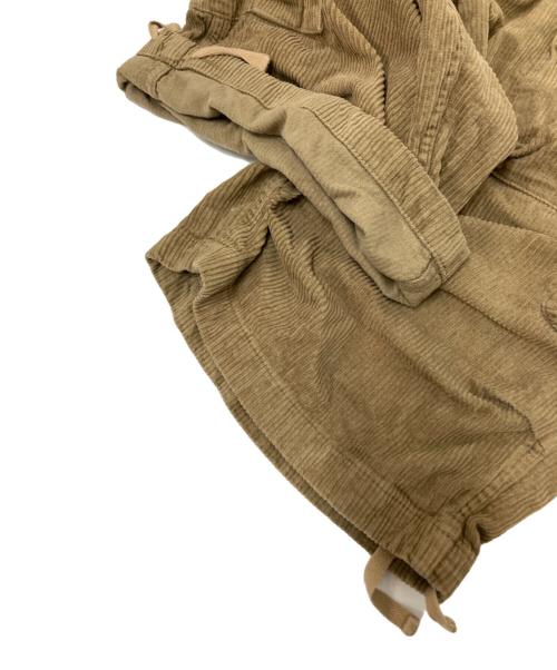 BEAMS PLUS（ビームスプラス）BEAMS PLUS (ビームスプラス) Engineered Garments (エンジニアードガーメンツ) BDU 3/4 Shorts Corduroy ベージュ サイズ:Lの古着・服飾アイテム