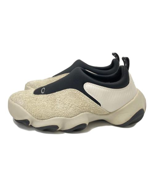 OAKLEY（オークリー）OAKLEY (オークリー) BRAIN DEAD (ブレインデッド) ローカットスニーカー ベージュ×ブラック サイズ:27.0cmの古着・服飾アイテム