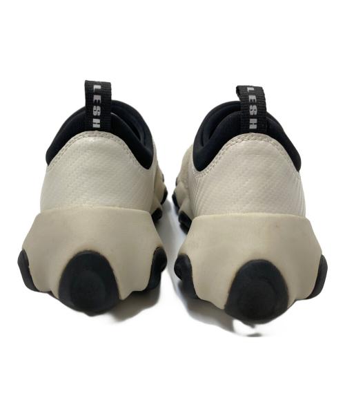 OAKLEY（オークリー）OAKLEY (オークリー) BRAIN DEAD (ブレインデッド) ローカットスニーカー ベージュ×ブラック サイズ:27.0cmの古着・服飾アイテム