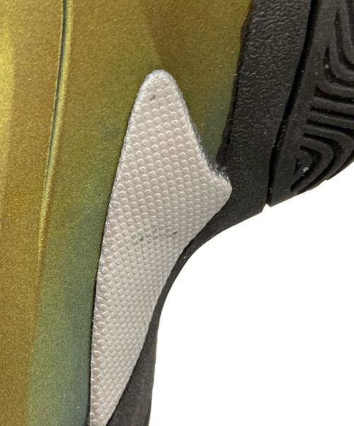 NIKE（ナイキ）NIKE (ナイキ) SUPREME (シュプリーム) AIR ZOOM COURTPOSITE SP ゴールド×ブラック サイズ:27.5㎝の古着・服飾アイテム