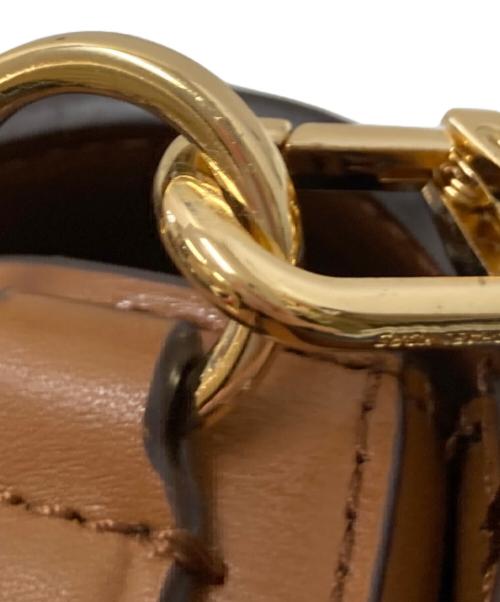 MICHAEL KORS（マイケル・コース）MICHAEL KORS (マイケルコース) MILA EW スリング メッセンジャー ミディアム ブラウン サイズ:下記参照の古着・服飾アイテム