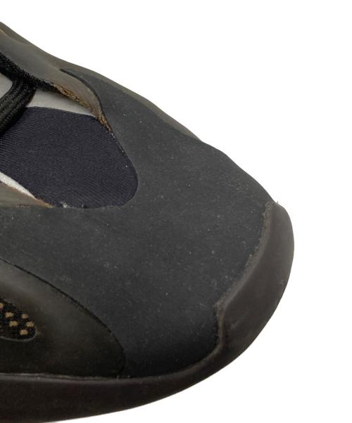 adidas（アディダス）adidas (アディダス) YEEZY 700V3 