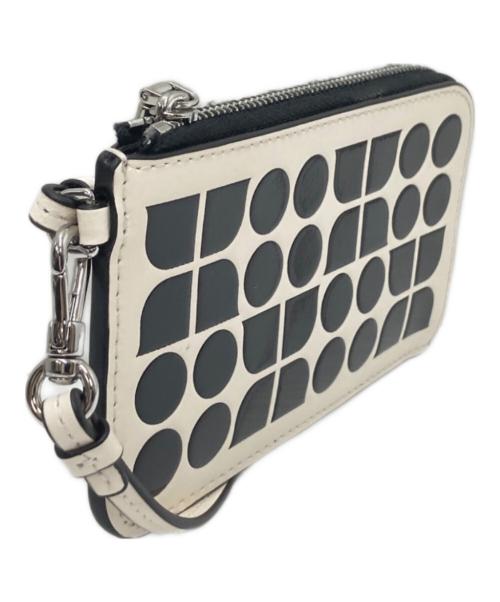 Kate Spade（ケイトスペード）Kate Spade (ケイトスペード) Noel Wristlet ベージュ×ブラック サイズ:下記参照の古着・服飾アイテム