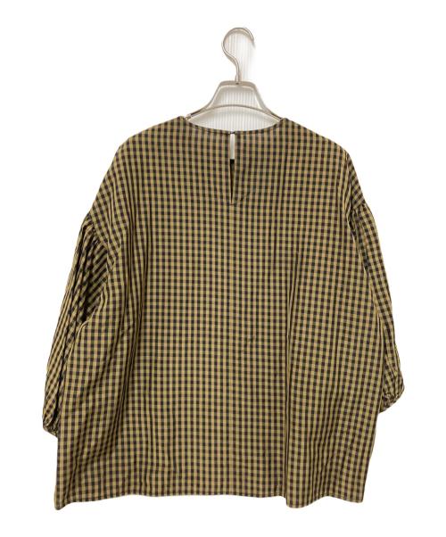 Mila Owen（ミラオーウェン）Mila Owen (ミラオーウェン) クルーネックボリュームスリーブブラウス ベージュ×ブラックの古着・服飾アイテム