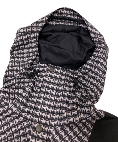 SUPREME（シュプリーム）SUPREME (シュプリーム) THE NORTH FACE (ザ ノース フェイス) Studded Mountain Light Jacket ブラック×ホワイト サイズ:Sの古着・服飾アイテム