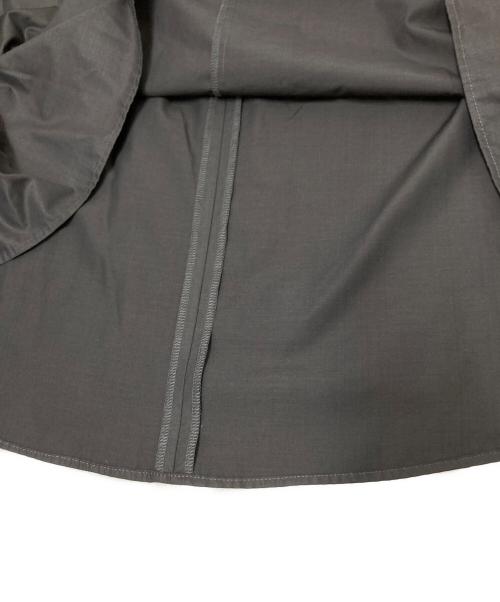 anuans（アニュアンス）anuans (アニュアンス) ギャザーディテールデザインブラウス グレー サイズ:Fの古着・服飾アイテム