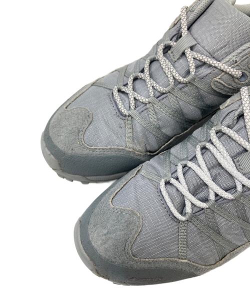 inov-8（イノヴェイト）inov-8 (イノベイト) FLYROC 345GTX グレー サイズ:26.0㎝の古着・服飾アイテム