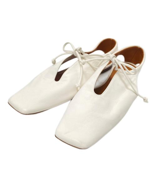 Pippichic（ピッピシック）Pippichic (ピッピシック) スクエアトゥーパンプス ホワイト サイズ:37 1/2の古着・服飾アイテム