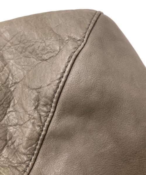 SLOW（スロウ）SLOW (スロウ) レザーバッグ グレー サイズ:下記参照の古着・服飾アイテム