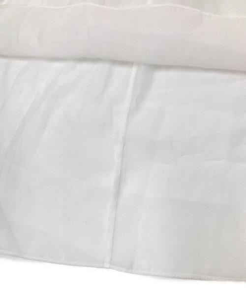 LE PHIL（ル フィル）LE PHIL (ル フィル) ハイネックシアーブラウス ホワイト サイズ:F 未使用品の古着・服飾アイテム