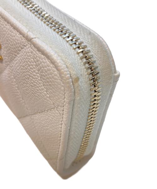 CHANEL（シャネル）CHANEL (シャネル) コンパクトウォレット ホワイト サイズ:下記参照の古着・服飾アイテム