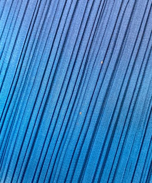 PLEATS PLEASE（プリーツプリーズ）PLEATS PLEASE (プリーツプリーズ) グラデーションワンピース ブルー サイズ:3の古着・服飾アイテム