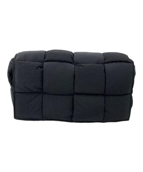 BOTTEGA VENETA（ボッテガベネタ）BOTTEGA VENETA (ボッテガベネタ) パデッドテックカセットスモールボディバッグ ブラック サイズ:下記参照の古着・服飾アイテム