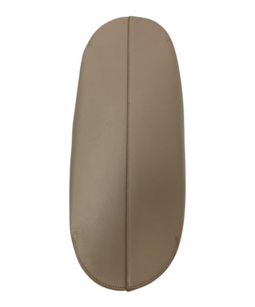 J&M DAVIDSON（ジェイ＆エム デヴィッドソン）J&M DAVIDSON (ジェイ＆エム デヴィッドソン) DART EW TOTE ベージュの古着・服飾アイテム