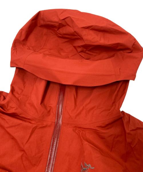 ARC'TERYX（アークテリクス）ARC'TERYX (アークテリクス) Beta SL Jacket レッド サイズ:Sの古着・服飾アイテム
