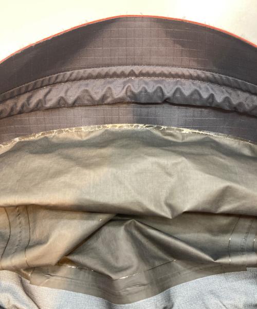 ARC'TERYX（アークテリクス）ARC'TERYX (アークテリクス) Beta SL Jacket レッド サイズ:Sの古着・服飾アイテム