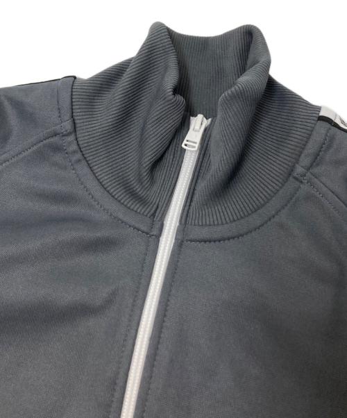 FRED PERRY（フレッドペリー）FRED PERRY (フレッドペリー) Taped Track Jacket グレー×ホワイト サイズ:Mの古着・服飾アイテム