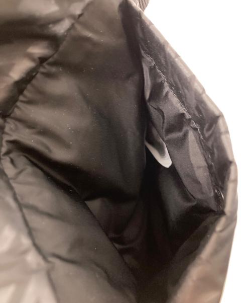 MONCLER（モンクレール）MONCLER (モンクレール) FRAGMENT DESIGN (フラグメントデザイン) PHONE CASE CROSS BODY ブラック サイズ:下記参照の古着・服飾アイテム