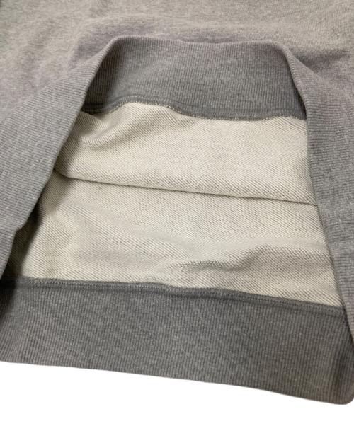 ADER error（アーダーエラー）ADER error (アーダーエラー) ロゴパッチスウェット グレー サイズ:Mの古着・服飾アイテム