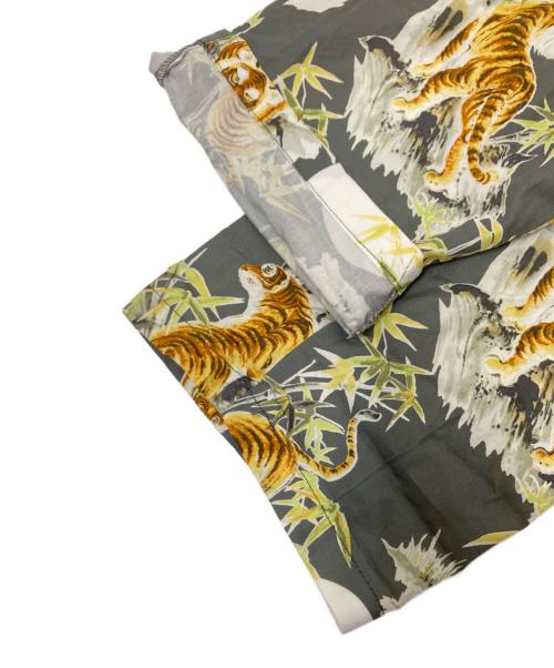 GO BAREFOOT（ゴー ベアフット）GO BAREFOOT (ゴー ベアフット) Beach Pants - Tiger Faded グレー サイズ:Mの古着・服飾アイテム