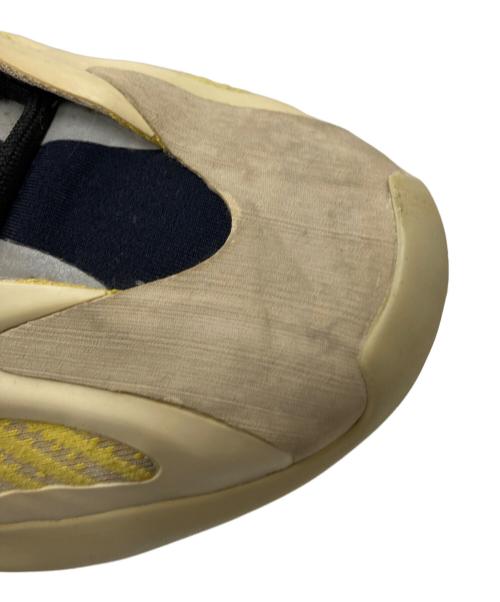 adidas（アディダス）adidas (アディダス) YEEZY 700 V3 ベージュ サイズ:28.0cmの古着・服飾アイテム