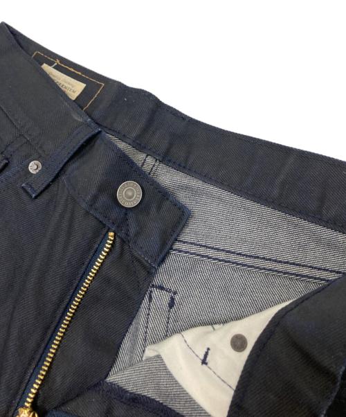 LEVI'S（リーバイス）LEVI'S (リーバイス) リラックスフレア ジーンズ ブラック サイズ:W29の古着・服飾アイテム