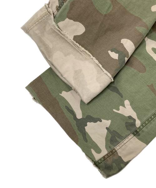 FUBU（フブ）FUBU (フブ) カーゴパンツ アイボリー×カーキ サイズ:下記参照の古着・服飾アイテム