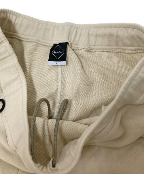 F.C.R.B.（エフシーレアルブリストル）F.C.R.B. (エフシーレアルブリストル) EMBLEM SWEAT PANTS アイボリー サイズ:Lの古着・服飾アイテム