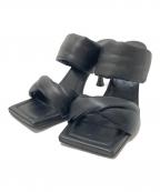 ALOHASアロハス）の古着「ツイストストラップヒールサンダル」｜ブラック