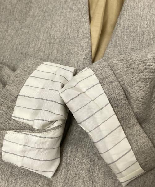 YLEVE（イレーヴ）YLEVE (イレーヴ) ノーカラージャケット ベージュの古着・服飾アイテム