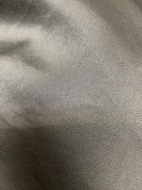 1er Arrondissement（プルミエ アロンディスモン）1er Arrondissement (プルミエ アロンディスモン) サテンマーメイドスカート グレー サイズ:36の古着・服飾アイテム