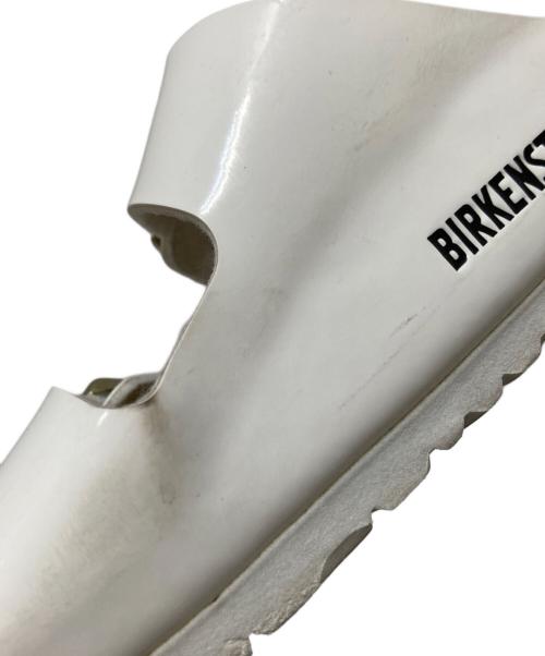 BIRKENSTOCK（ビルケンシュトック）BIRKENSTOCK (ビルケンシュトック) Arizona ホワイト サイズ:22.5㎝の古着・服飾アイテム
