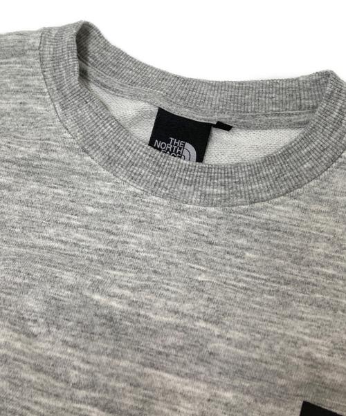 THE NORTH FACE（ザ ノース フェイス）THE NORTH FACE (ザ ノース フェイス) クルーネックスウェット グレー サイズ:Lの古着・服飾アイテム