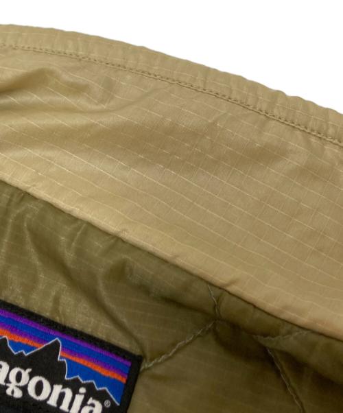 Patagonia（パタゴニア）Patagonia (パタゴニア) MARS Level3 Alpha Jacket ベージュ サイズ:Mの古着・服飾アイテム