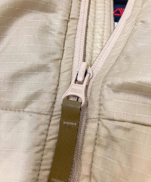 Patagonia（パタゴニア）Patagonia (パタゴニア) MARS Level3 Alpha Jacket ベージュ サイズ:Mの古着・服飾アイテム