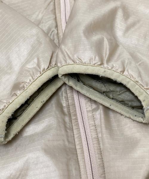 Patagonia（パタゴニア）Patagonia (パタゴニア) MARS Level3 Alpha Jacket ベージュ サイズ:Mの古着・服飾アイテム