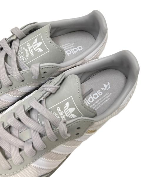 adidas（アディダス）adidas (アディダス) ローカットスニーカー グレー サイズ:24.5cmの古着・服飾アイテム