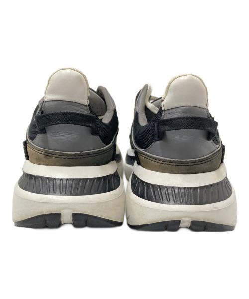 UGG（アグ）UGG (アグ) SOPH. (ソフ) ローカットスニーカー グレー×ブラック サイズ:26.5㎝の古着・服飾アイテム