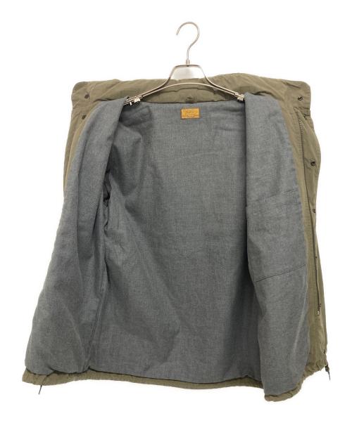 BROWN by 2-tacs（ブラウンバイツータックス）BROWN by 2-tacs (ブラウンバイツータックス) スタンドカラーコーチジャケット オリーブ サイズ:Sの古着・服飾アイテム