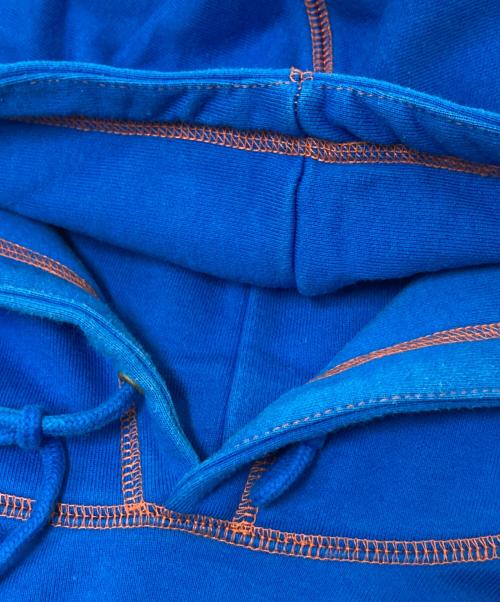 Carhartt WIP（カーハート ワークインプログレス）Carhartt WIP (カーハート ワークインプログレス) AWAKE NY (アウェイク ニューヨーク) コラボパーカー ブルー サイズ:Mの古着・服飾アイテム