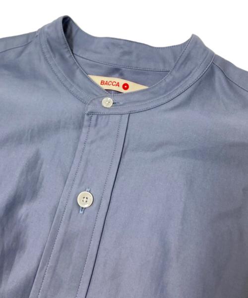 BACCA（バッカ）BACCA (バッカ) コットンバックサテン スタンドカラーロングシャツ ブルー サイズ:36の古着・服飾アイテム