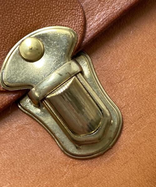 Herz（ヘルツ）Herz (ヘルツ) クラッチバッグ ブラウン サイズ:下記参照の古着・服飾アイテム