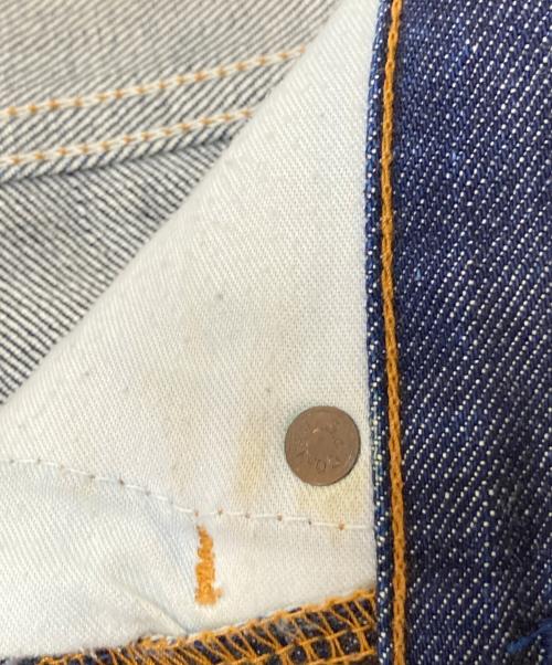 LEVI'S（リーバイス）LEVI'S (リーバイス) 553デニムパンツ インディゴ サイズ:W26×L32の古着・服飾アイテム