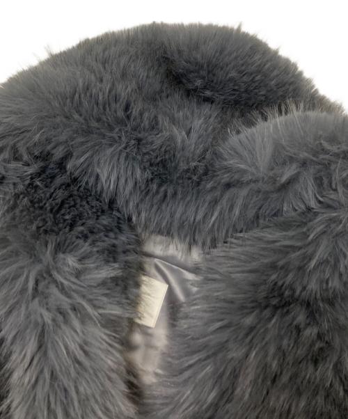glam lips（グラムリップス）glam lips (グラムリップス) Foodie ファー ショート ベスト グレー サイズ:Fの古着・服飾アイテム