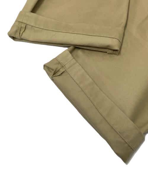 FARAH（ファーラー）FARAH (ファーラー) ツータック ワイドテーパードパンツ カーキ サイズ:34の古着・服飾アイテム