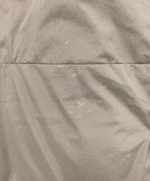 F.C.R.B.（エフシーレアルブリストル）F.C.R.B. (エフシーレアルブリストル) INSULATION HOODED JACKET オリーブ サイズ:XLの古着・服飾アイテム