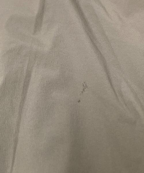 F.C.R.B.（エフシーレアルブリストル）F.C.R.B. (エフシーレアルブリストル) INSULATION HOODED JACKET オリーブ サイズ:XLの古着・服飾アイテム