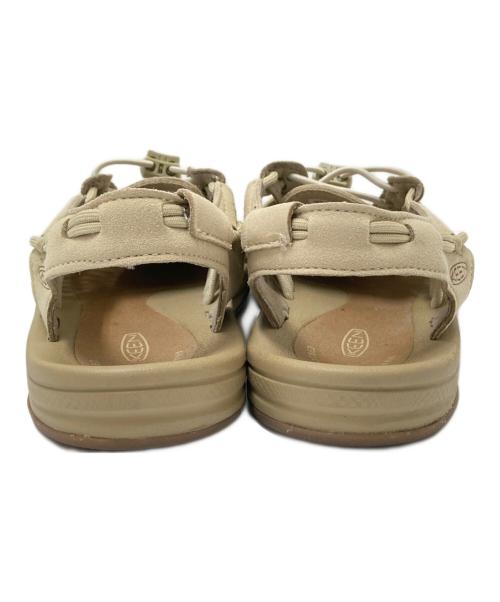 KEEN（キーン）KEEN (キーン) UNEEK サンダル ベージュ サイズ:25.0cmの古着・服飾アイテム